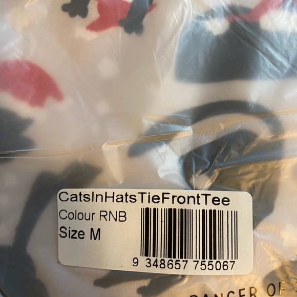 Blackmilk “CATS IN HATS TIE FRONT TEE” Size Medium M NWT Xmas Christmas - Picture 11 of 13